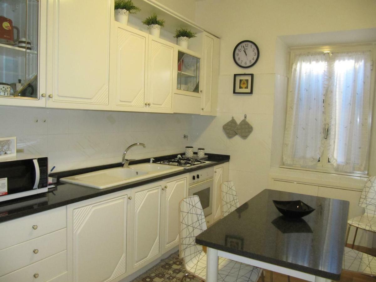 Casa Vacanze Pietro Al Vaticano โรม ภายนอก รูปภาพ